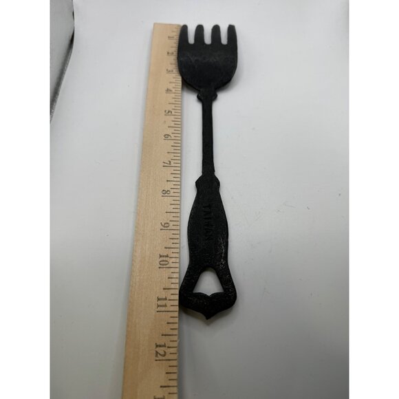 Cast Iron Fork Farm House Made in Taiwan Rustic Kitchen Art 11 Inches Long Colle - Picture 3 of 9